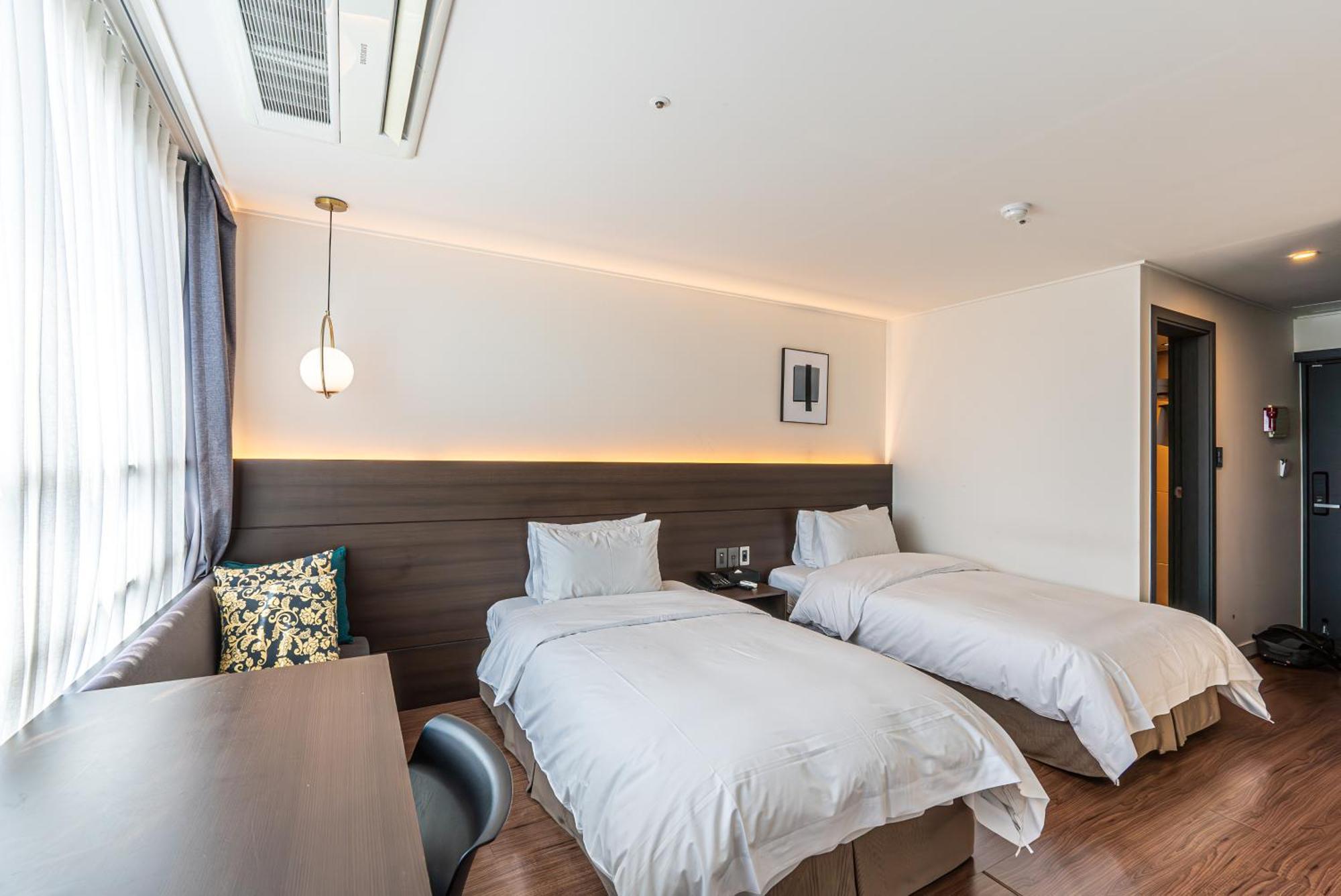 Hotel The Grang Jungmun ソギポ エクステリア 写真