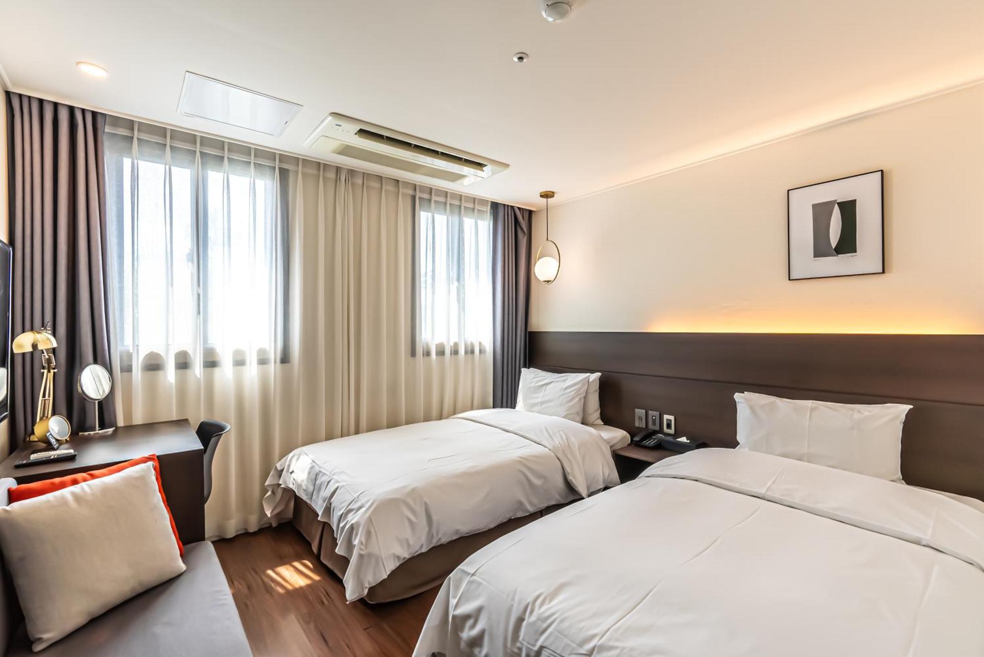 Hotel The Grang Jungmun ソギポ エクステリア 写真