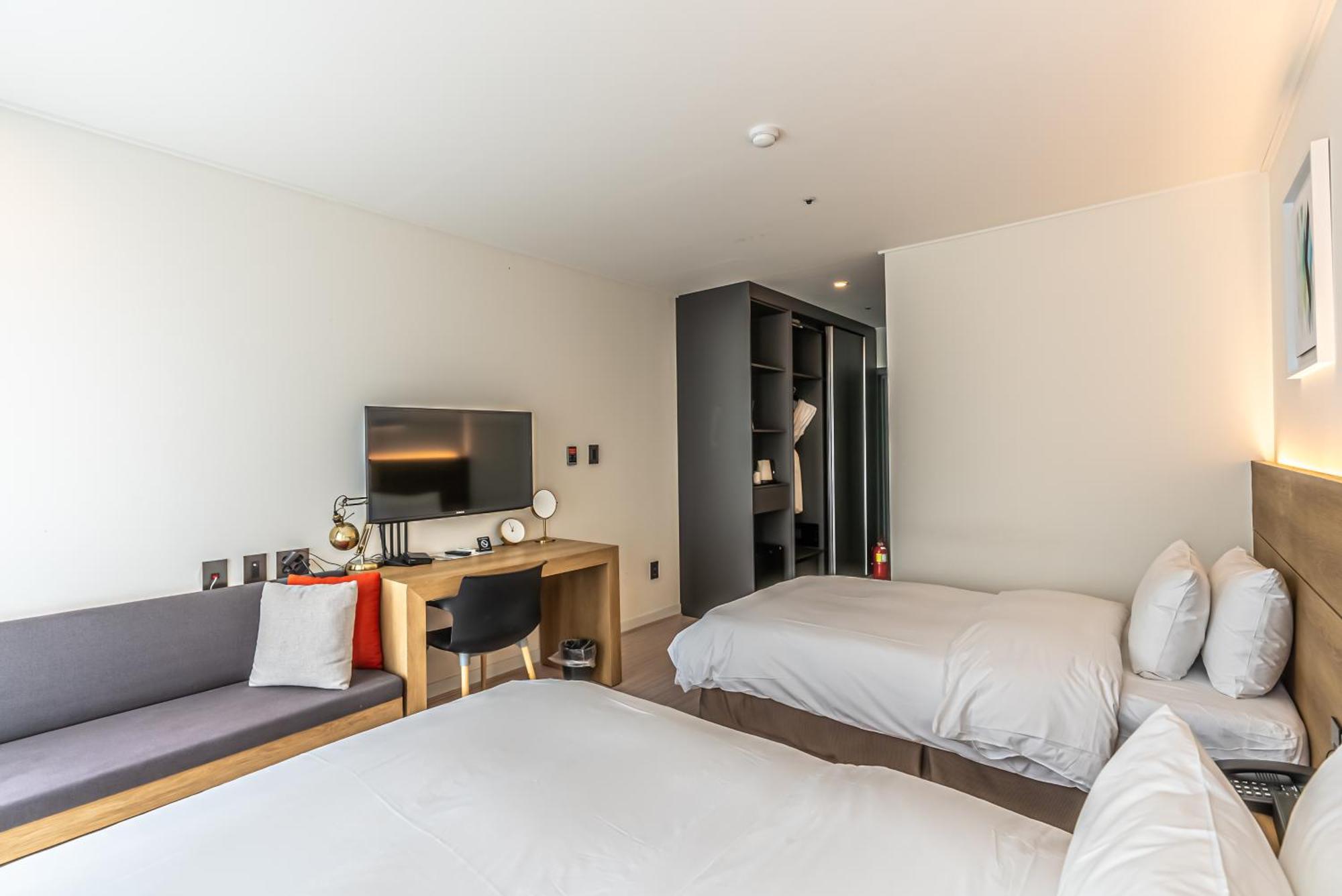 Hotel The Grang Jungmun ソギポ エクステリア 写真