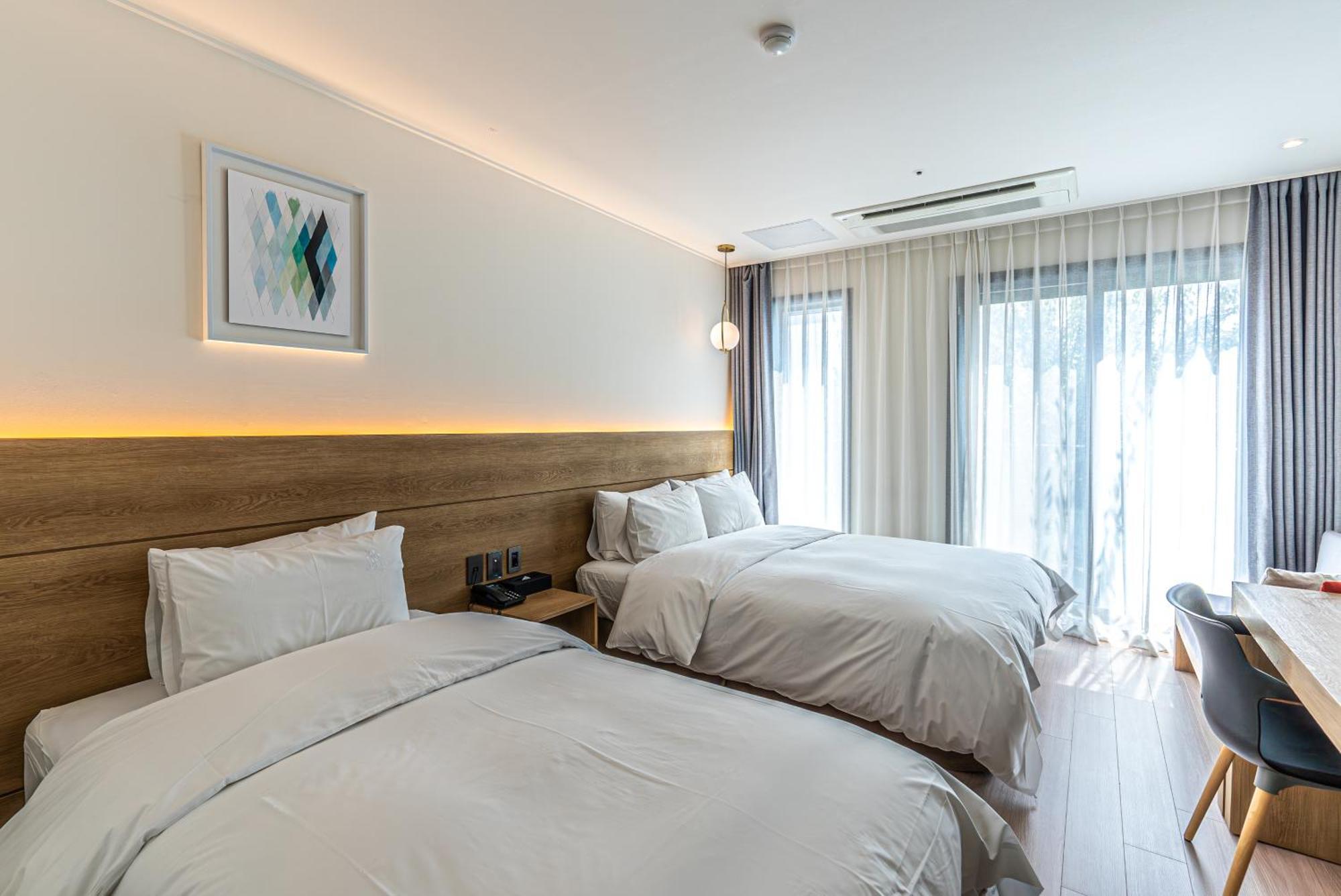 Hotel The Grang Jungmun ソギポ エクステリア 写真
