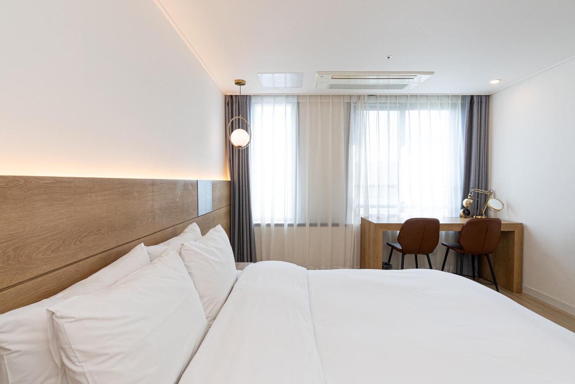 Hotel The Grang Jungmun ソギポ エクステリア 写真