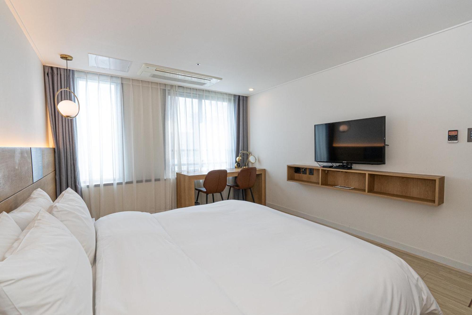 Hotel The Grang Jungmun ソギポ エクステリア 写真