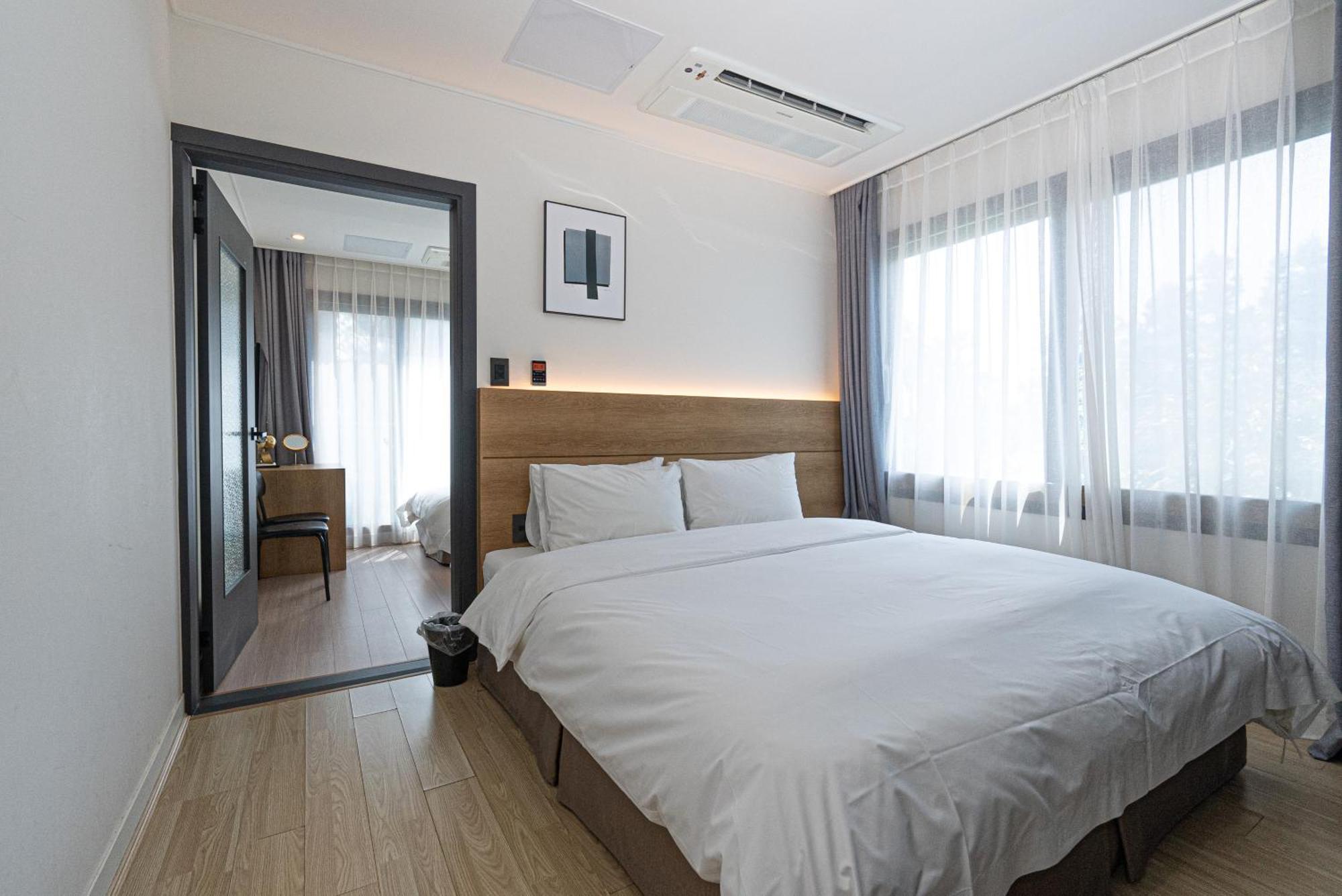 Hotel The Grang Jungmun ソギポ エクステリア 写真