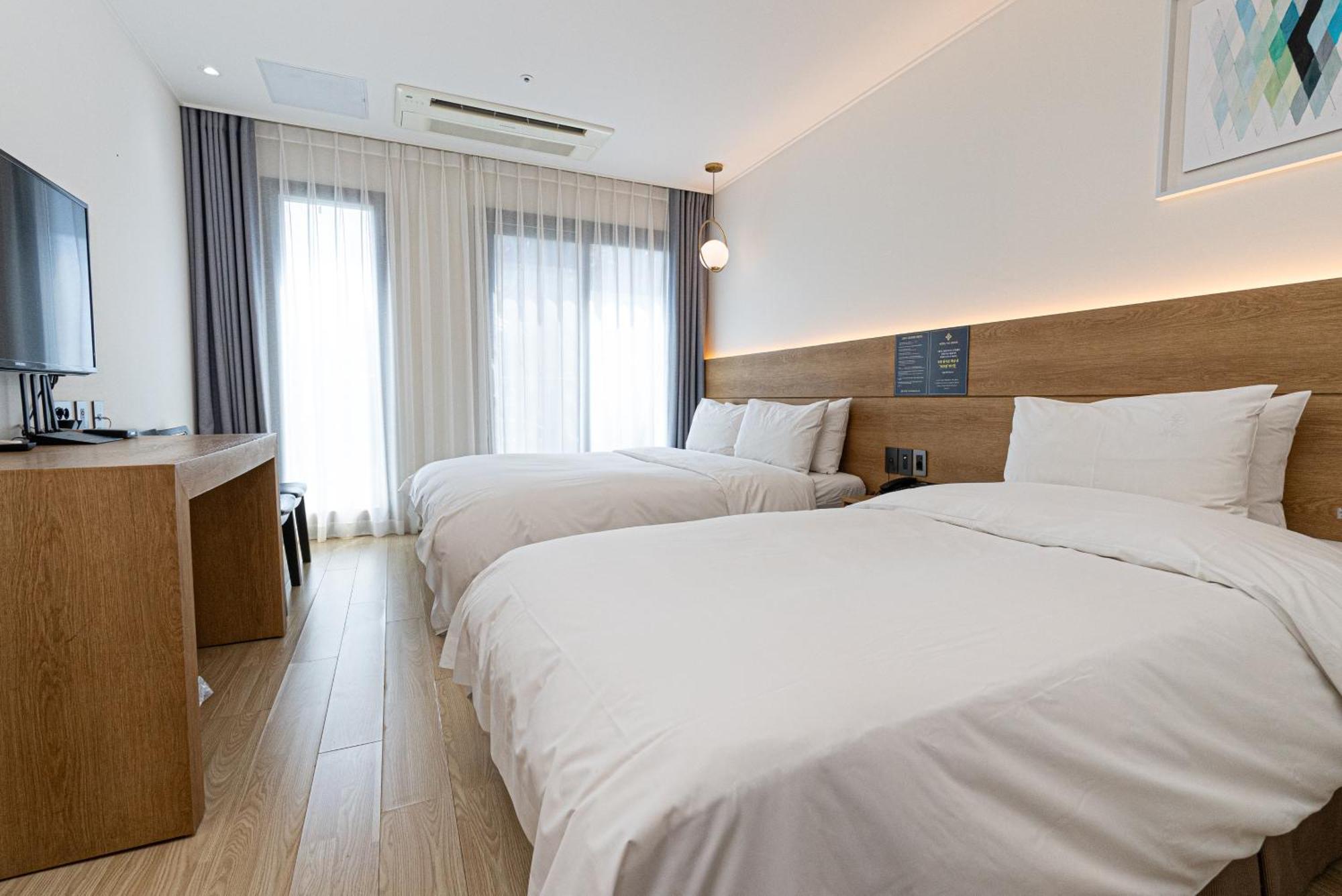 Hotel The Grang Jungmun ソギポ エクステリア 写真
